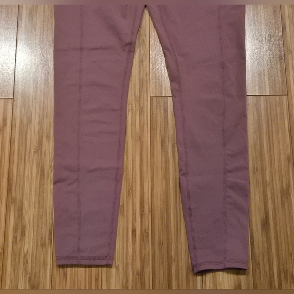 NWOT Stretch The Rules Purple High-Waisted Leggings - Picture 2 of 9